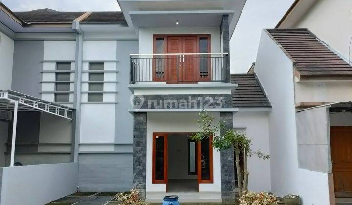 Rumah 2 Lantai Area Mojosongo 1