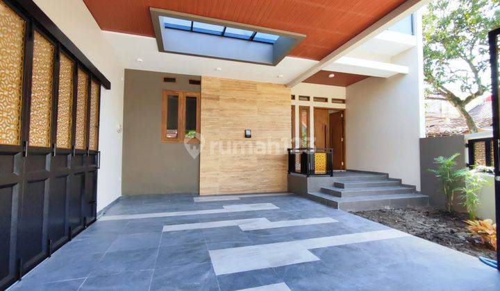 Rumah Baru 2 Lantai Area Sumber 1