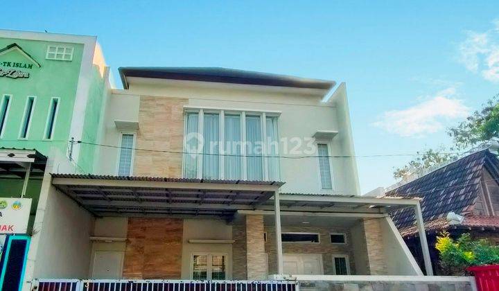 Rumah 2 Lantai Solo Kota 1