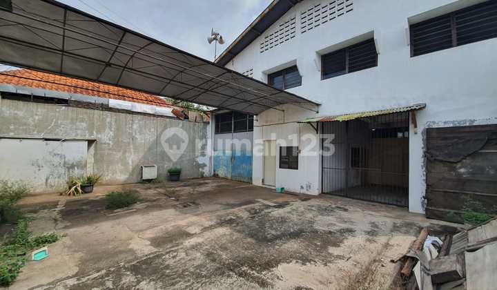 Gudang Siap Pakai Area Solo Baru