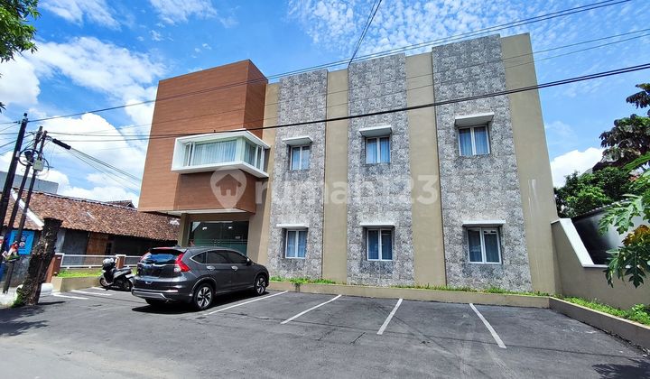 Exclusive Kos Full Furnished Area in Solo City 2