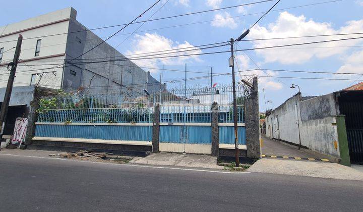 Tanah Dan Bangunan Di Area Dekat Solo Baru 1