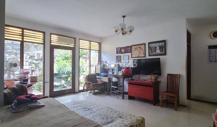 Rumah Hitung Tanah Dekat Pasar Klewer 2