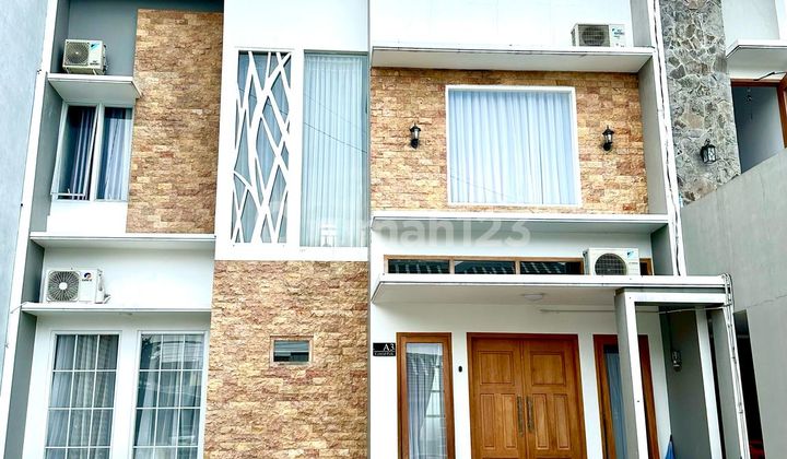 Rumah 2 Lantai Siap Pakai Di Solo Baru Rumah 2 Lantai Siap Pakai Di Solo Baru