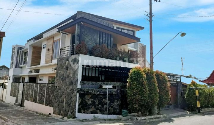 Rumah Mewah Area Dekat Uns Dan Unsa Rumah Mewah Area Dekat Uns Dan Unsa