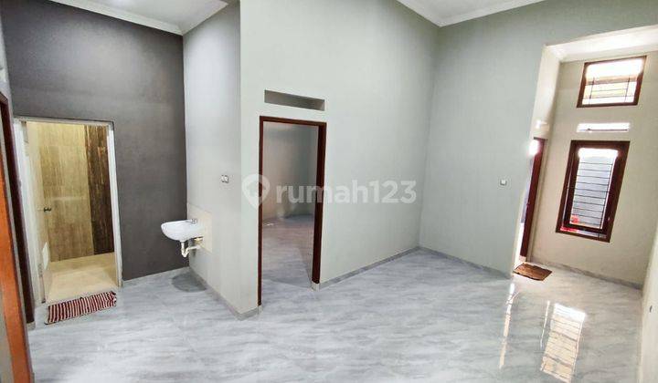 Rumah Siap Pakai Area Jl Adisucipto Solo 2