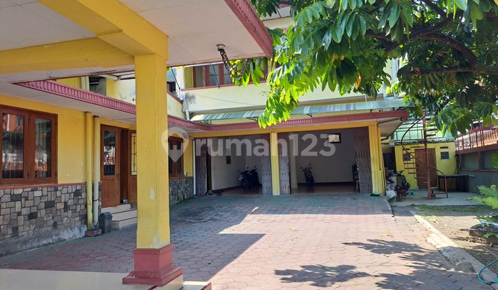 Rumah Luas Area Dekat Pasar Besar Solo 2