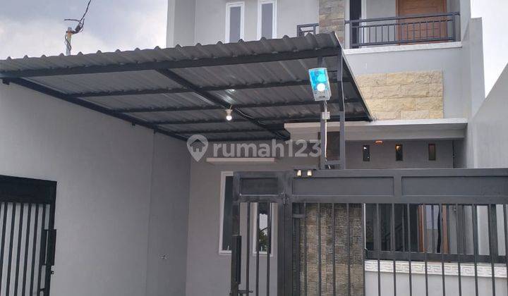 Rumah 2 Lantai Siap Pakai Area Manahan 1