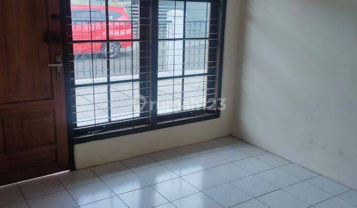 Disewakan rumah Luas terawat di kembar 1