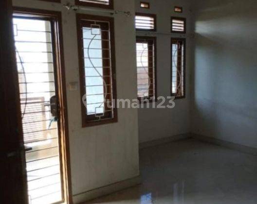 DiJual Murah Rumah 3 lantai di Taman cibaduyut Indah 2