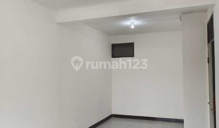 For Rent Spacious And Affordable House In Taman Kopo Indah 2