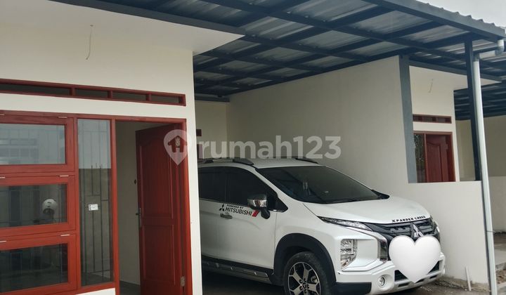 Sell New House Within a Cluster in Cihanjuang