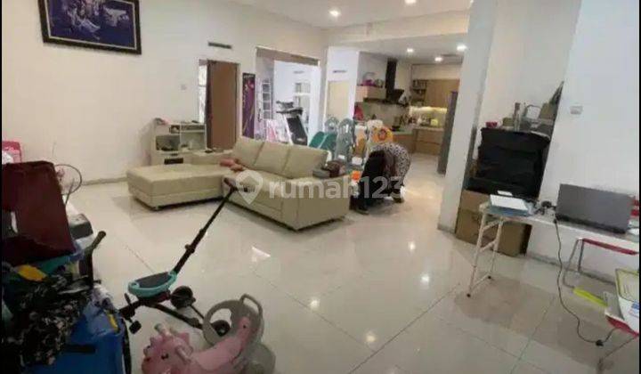 Dijual Rumah Bagus Murah Di Cihampelas Dekat Pajajaran 1