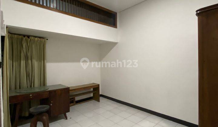 Disewakan Rumah Luas Dan Nyaman Di Tki 1 2