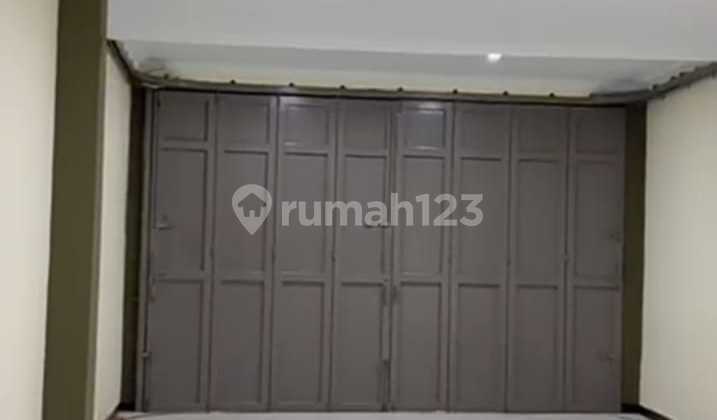 Dijual Ruko Baru 3 Lt di Jalan Jakarta Bandung