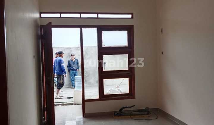 Sell New House Within a Cluster in Cihanjuang 2