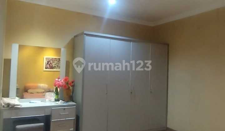 Disewakan Rumah di Pusat Kota Bandung Disewakan Rumah di Pusat Kota Bandung