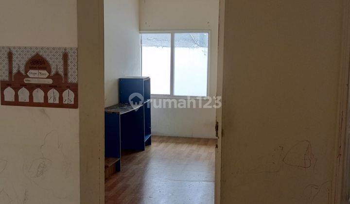 Rumah 2 Lantai Unfurnished di Raffles Hills , Jakarta Timur 1