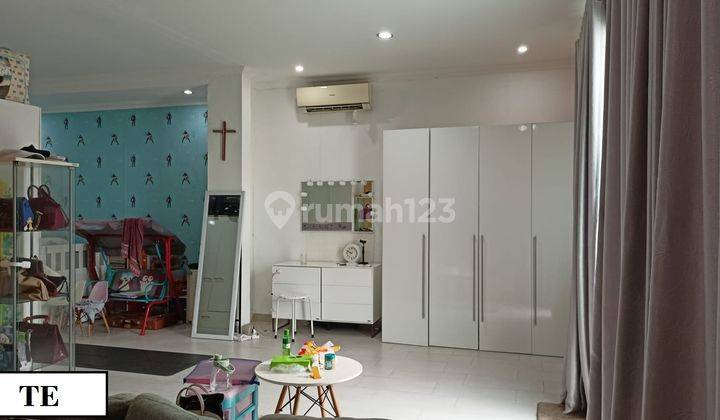 Rumah 2 Lantai Dijual Cepet, Nego di Raffles Hills Full Furnish 2