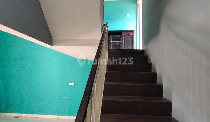 Rumah ada kolam renang murah dikodau dekat tol jatiwarna  10