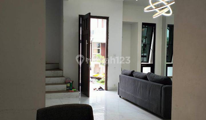 Rumah Sutera Palmyra Alam Sutera Design Modern Kawasan Strategis 2