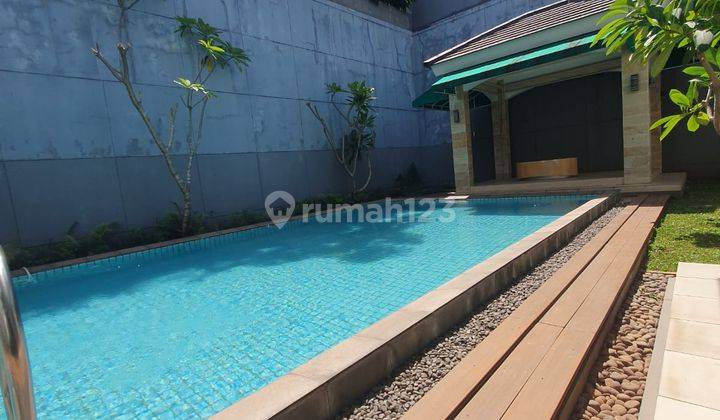 Rumah Mewah, Furnished Ada Private Pool di De Park Bsd City 1