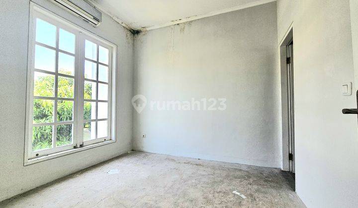 Rumah Asri Lingkungan Aman Di Versailles Bsd Lokasi Strategis 2