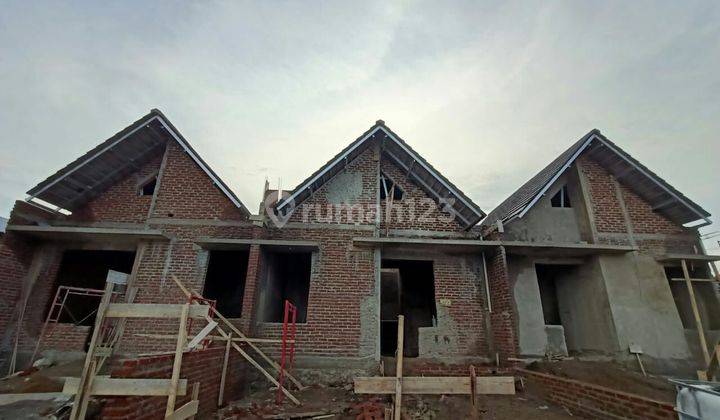 Rumah Berkualitas di Cimahi, View Perhijauan Sejuk Dan Free Furnished 8