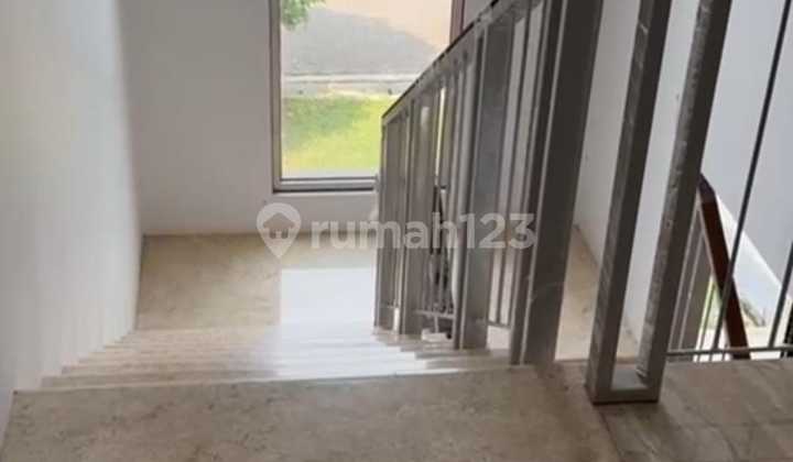 Di Jual dan di Sewakan Rumah Golf Island Pik 1