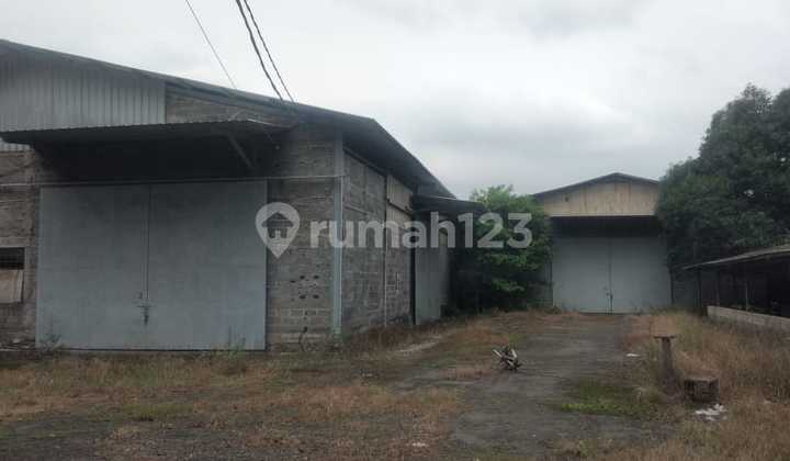 Gudang Akses Truk Container Palimanan Cirebon 2