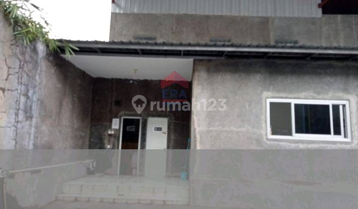 Gudang Rendeng  Kabupaten Cirebon Jati .akses Jalan Masuk Conteiner  4