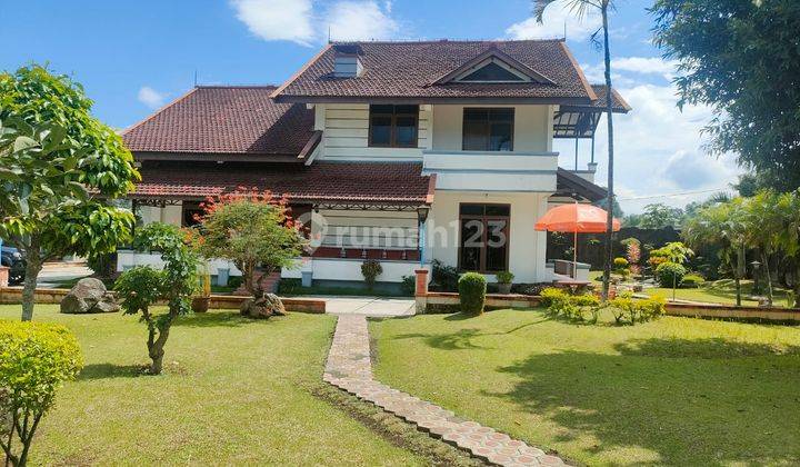 Dijual Villa di Lembang Dengan Pemandangan Yg Indah Nyaman Dan Asri  1