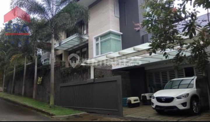 Rumah Mewah 3 Lantai Strategis Siap Huni Setra Duta Bandung Rumah Mewah 3 Lantai Strategis Siap Huni Setra Duta Bandung