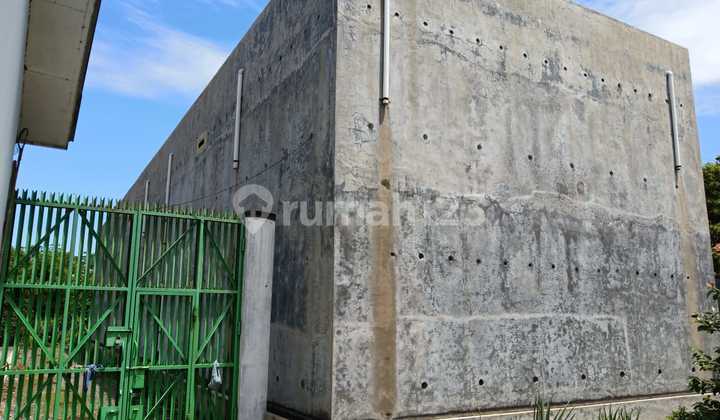 Strategic Warehouse Access for 40-Foot Containers Kertajati Majalengka Strategic Warehouse Access for 40-Foot Containers Kertajati Majalengka