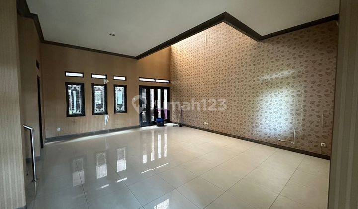 Di jual Rumah dalam Kota di Tasikmalaya yg strategis sayap HZ Mustofa 2