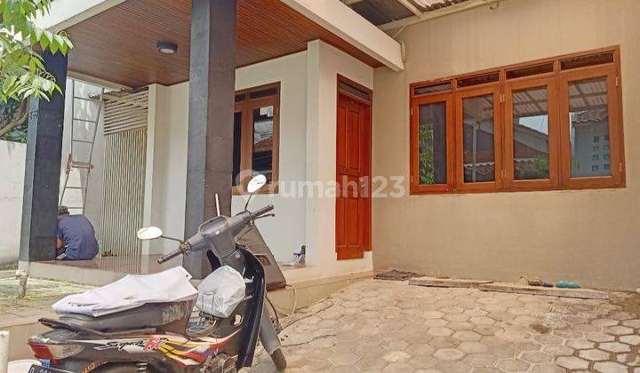 Rumah Besar Full Furnished Gunung Batu Pasteur Bandung 1