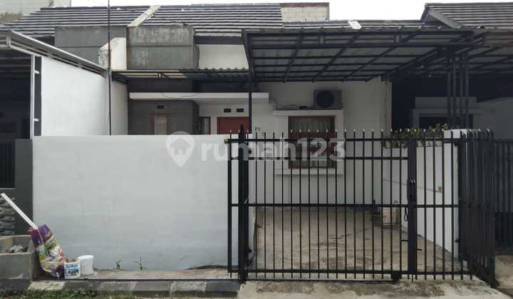 Rumah Bagus Asri dan Nyaman Akses Jalan 2 Mobil di Batujajar Cimahi