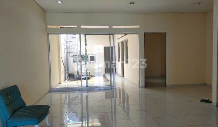 Rumah Cantik dan Asri Batununggal Bandung 2