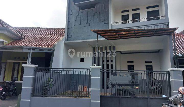 Rumah 2 Lantai Strategis Lokasi Ramai Sayap Jl. HZ Mustofa Tasikmalaya 1