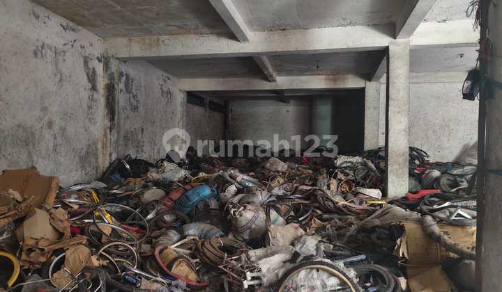 Tanah dan Bangunan Strategis Ramai Mainroad Jalan Veteran Bandung 2