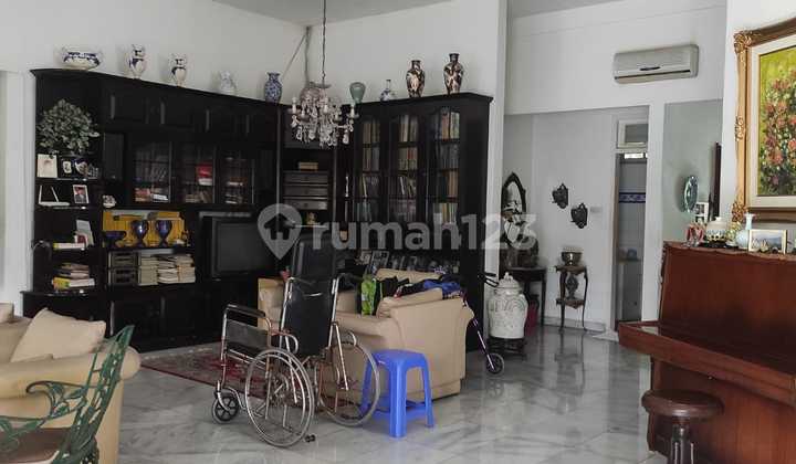 Charming house with a total land area of 1,499m in Ulujami, South Jakarta. 2
