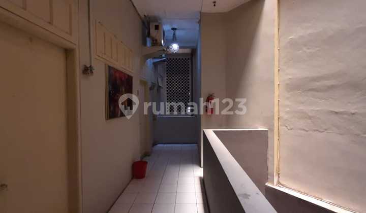 Penginapan di Pasar Baru Jakarta Pusat... 2