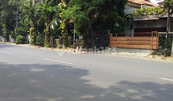 Rumah Sektor 1 Bintaro Dki JakSel, bisa untuk usaha dan lokasi strategis di jalan utama... 1