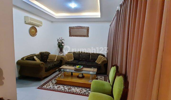 Rumah sektor 9 Bintaro Jaya,  cluster dan dekat dg pusat kuliner.... 2