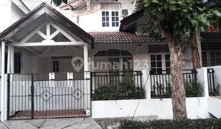 Rumah Sektor 5 Bintaro dekat dg STAN lingkungan kuliner...
