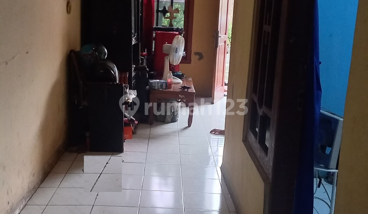 Rumah 2 Lantai hunian dan kost2an lokasi dekat dg jl RC Veteran Raya... 2