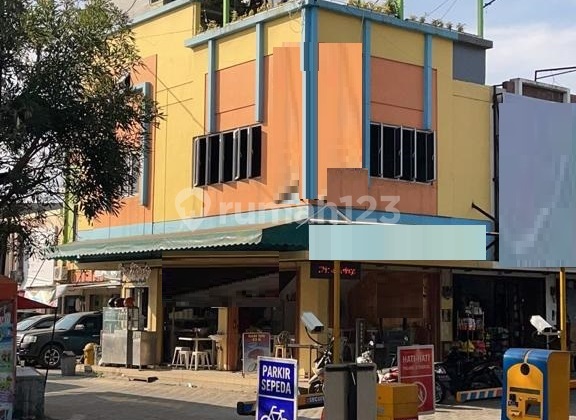 Shop House at Pasar Segar Graha Bintaro. South Tangerang... 2