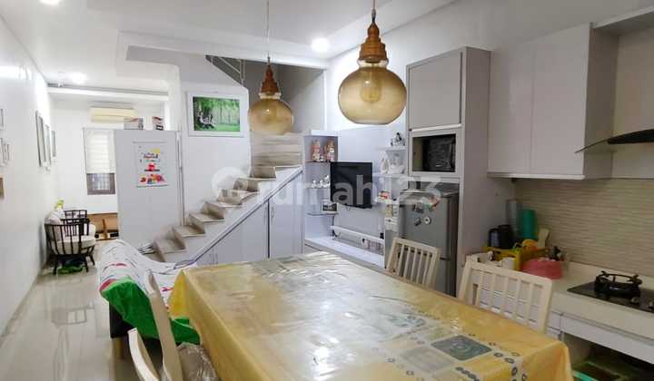 Rumah Semi Furnish Duri Kepa Row 2 Mobil. Jakarta Barat Rumah Semi Furnish Duri Kepa Row 2 Mobil. Jakarta Barat