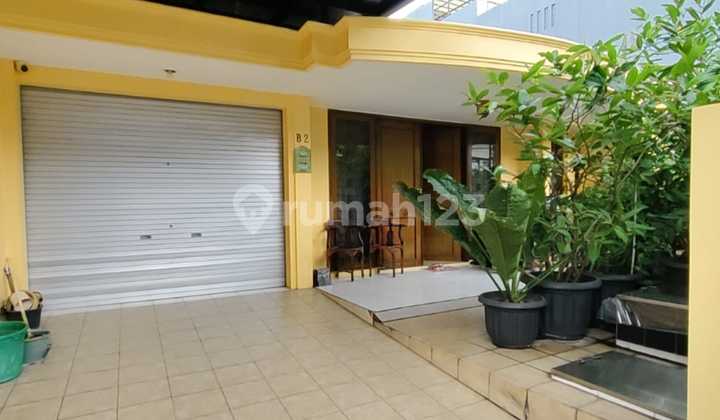 Rumah Greenville Dalam Komplek Tenang dan Aman