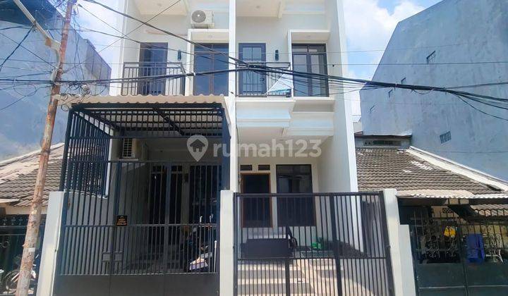 Rumah Baru Taman Cosmos Duri Kepa Jakarta Barat Row 3 Mobil 1